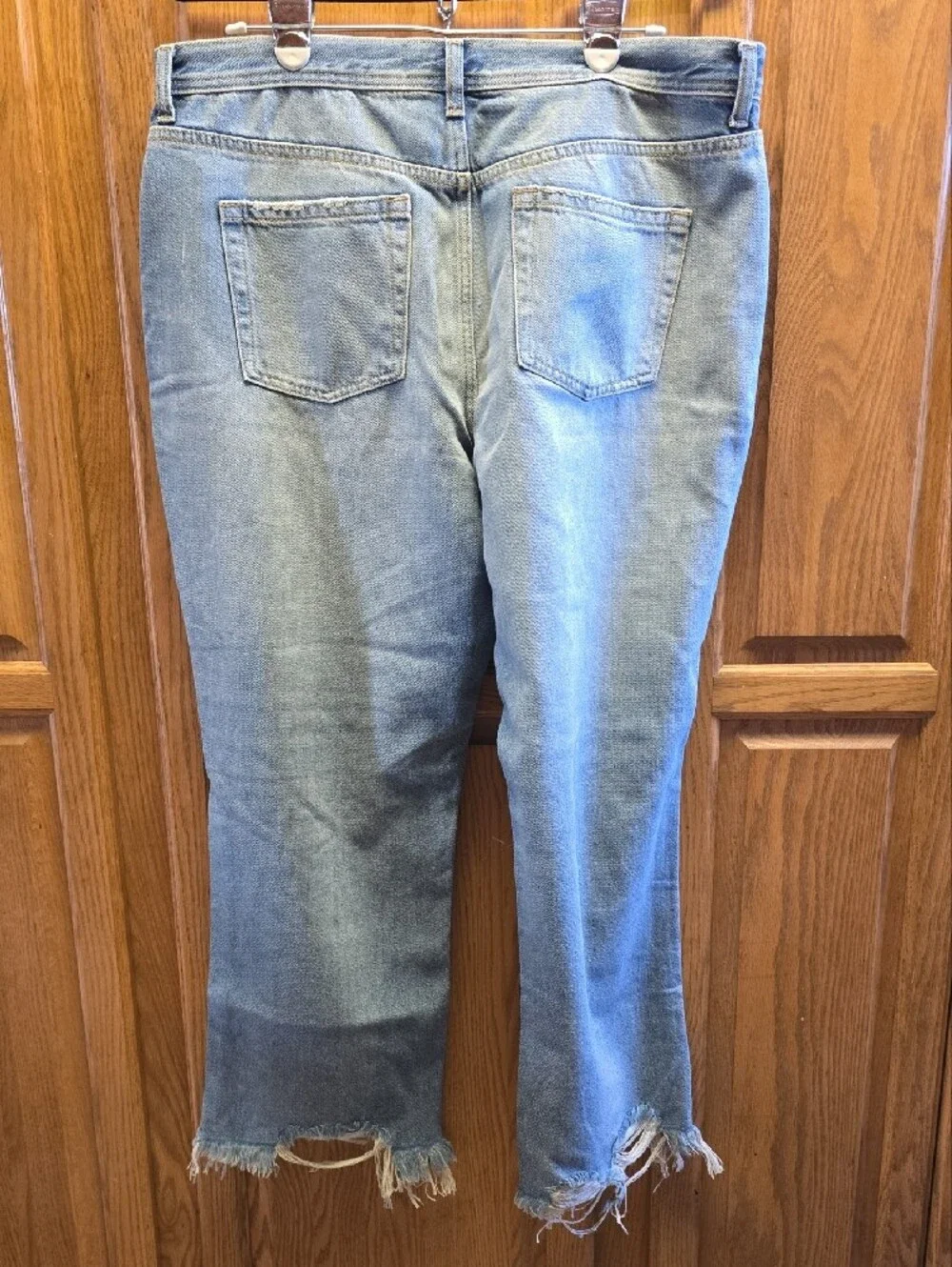 Free People Womens Light Blue, Distressed Cropped Jeans, 100% Cotton,  Size 32